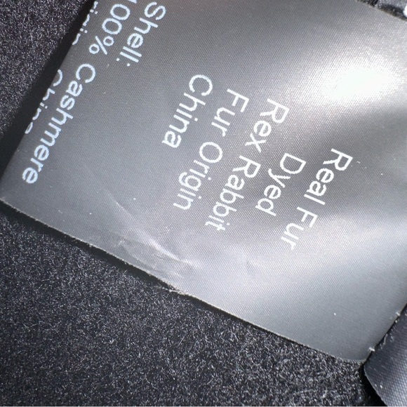 GORSKI NWT Fur Cashmere Paisley Black Reversible Cape - Picture 6 of 11